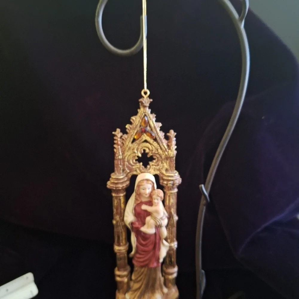 Mary with Child ornament